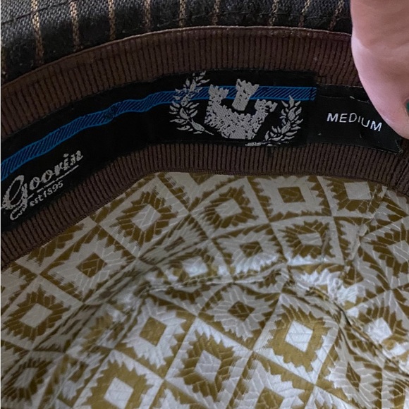 Goorin Brothers brown striped fedora. Size medium new condition. - Picture 6 of 6